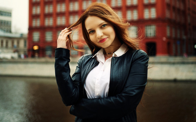 Eszter mattioni black jacket city free wallpaper for desktop - medium preview image