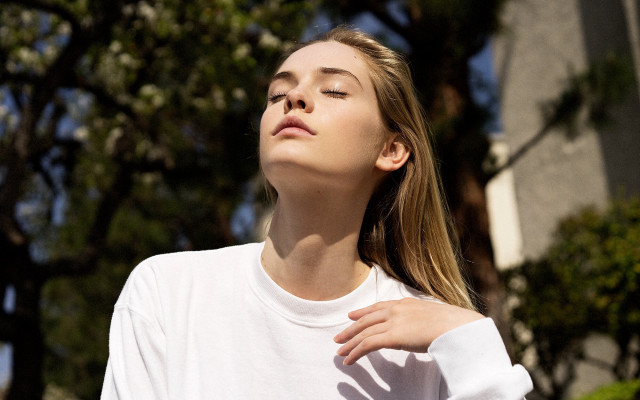 Woman white shirt tree building free wallpaper for desktop - medium preview image