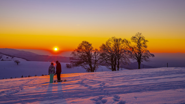 Snowboarding sunset bernd fasching romanticism free wallpaper for desktop - medium preview image