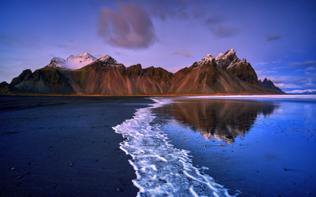 Mountain range water reflection sunset free wallpaper for desktop - medium preview image