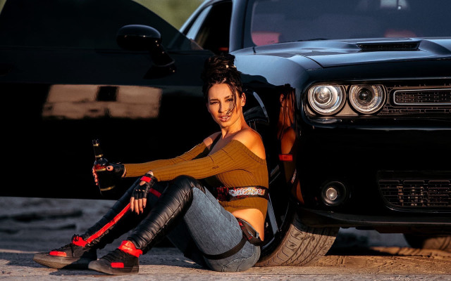 Eve rider woman car beer free wallpaper for desktop - medium preview image