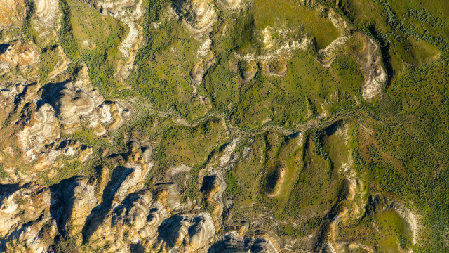 Mountain range aerial view tilt free wallpaper for desktop - medium preview image