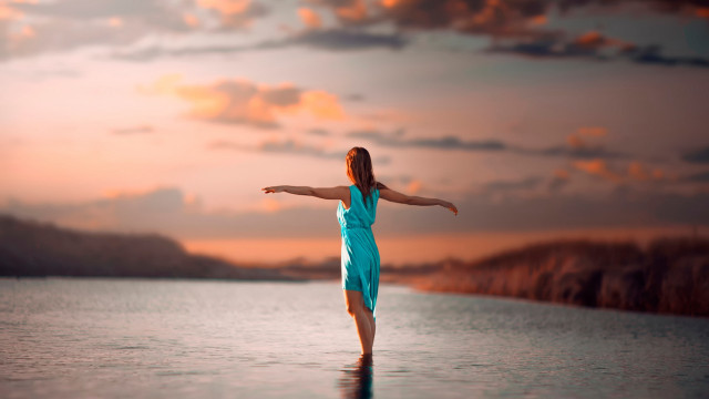 Woman blue dress water outstretched #2 free wallpaper for desktop - medium preview image
