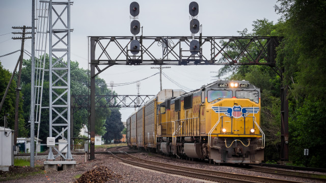 Train bridge trees light pole free wallpaper for desktop - medium preview image
