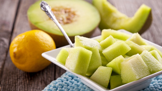 Bowl fruit table spoon lemon free wallpaper for desktop - medium preview image