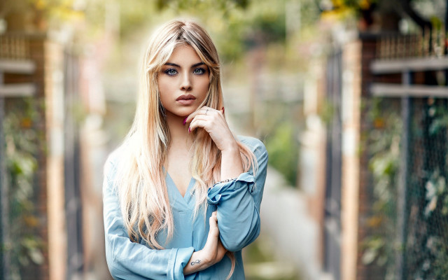 Blonde woman blue shirt jeans #2 free wallpaper for desktop - medium preview image