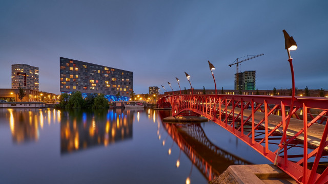 Red bridge cityscape night saturated free wallpaper for desktop - medium preview image