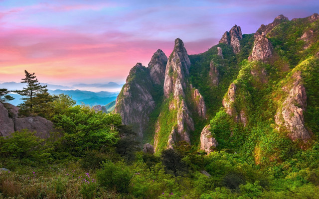Mountain range pink sky landscape free wallpaper for desktop - medium preview image