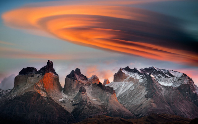 Sunset mountains clouds orange horizon free wallpaper for desktop - medium preview image