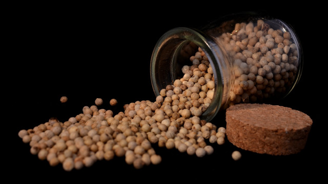 Jar food brown white black free wallpaper for desktop - medium preview image