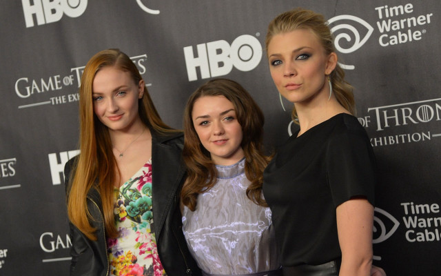 Three women game of thrones free wallpaper for desktop - medium preview image