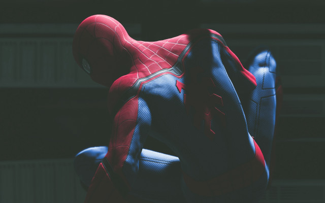 Spiderman red blue suit hands free wallpaper for desktop - medium preview image