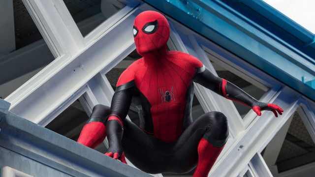 Spiderman ledge suit mask panfutureism free wallpaper for desktop - medium preview image