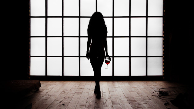 Woman window wine kimono backlighting free wallpaper for desktop - medium preview image