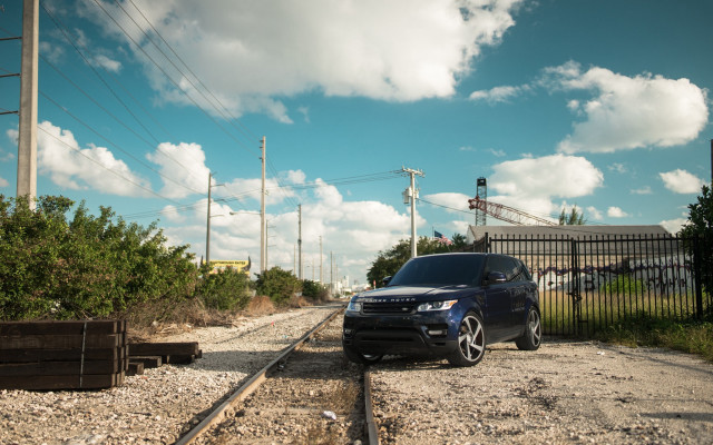 Black range rover train track free wallpaper for desktop - medium preview image