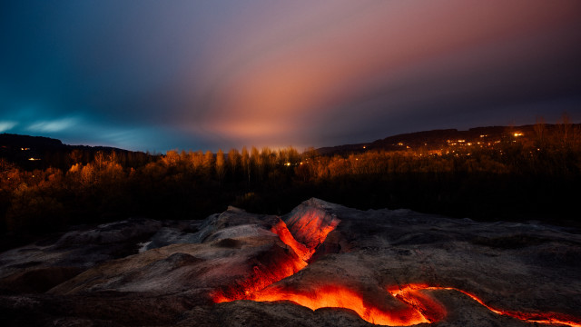 Fire pit mountain night clouds free wallpaper for desktop - medium preview image