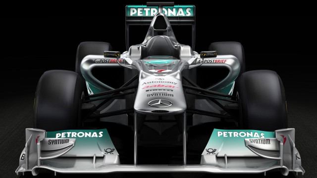 Mercedes car frontwheels down frontwing free wallpaper for desktop - medium preview image