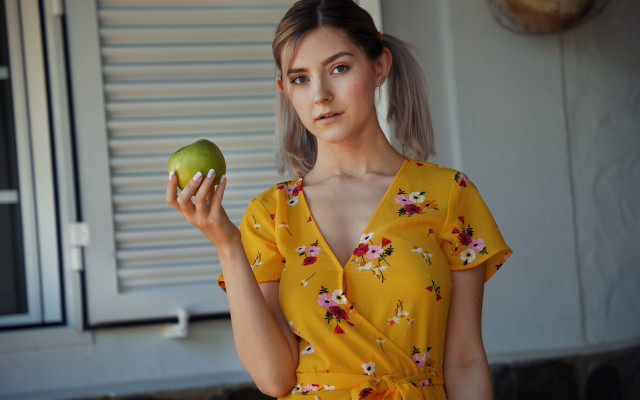 Woman yellow dress green apple free wallpaper for desktop - medium preview image