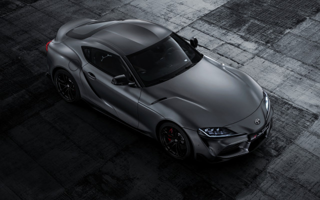 Silver sports car concrete black free wallpaper for desktop - medium preview image