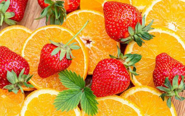 Orange strawberry closeup food flowers free wallpaper for desktop - medium preview image
