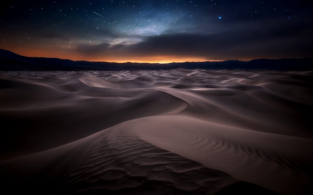 Desert starry sky moon mountains free wallpaper for desktop - medium preview image