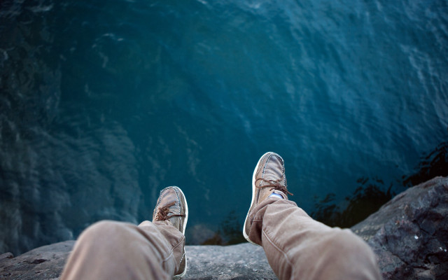 Rock figure water depth cave free wallpaper for desktop - medium preview image