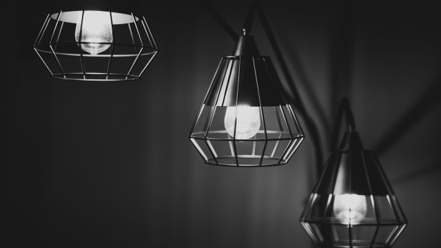 Three hanging lights dark room free wallpaper for desktop - medium preview image