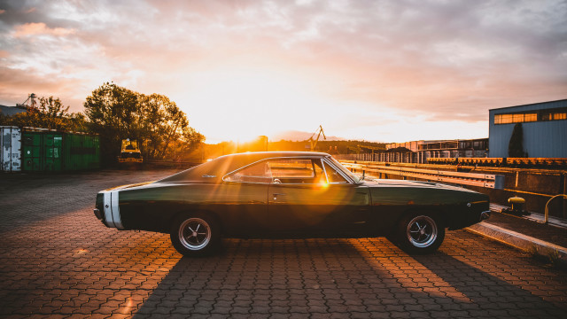 Car sunset cityscape mountain urban free wallpaper for desktop - medium preview image