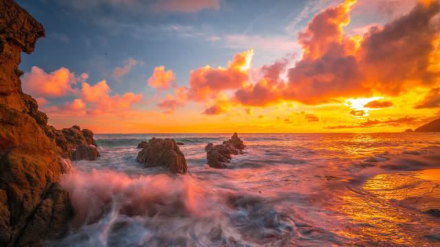 Sunset ocean rocks colorful clouds free wallpaper for desktop - medium preview image