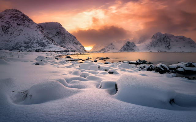 Snowy mountains water sunset clouds free wallpaper for desktop - medium preview image