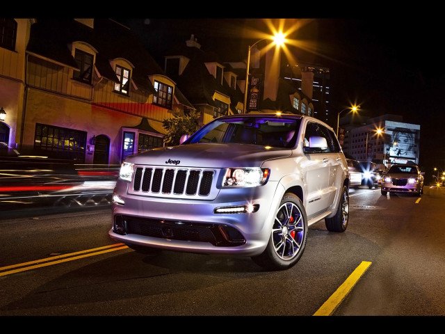 Jeep night city street light free wallpaper for desktop - medium preview image