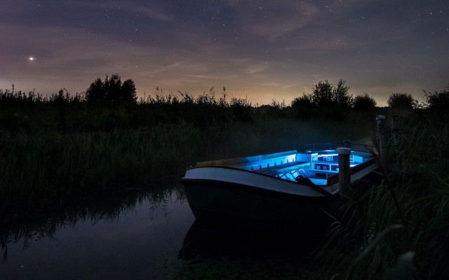 Boat night fullmoon bluelight aurora free wallpaper for desktop - medium preview image