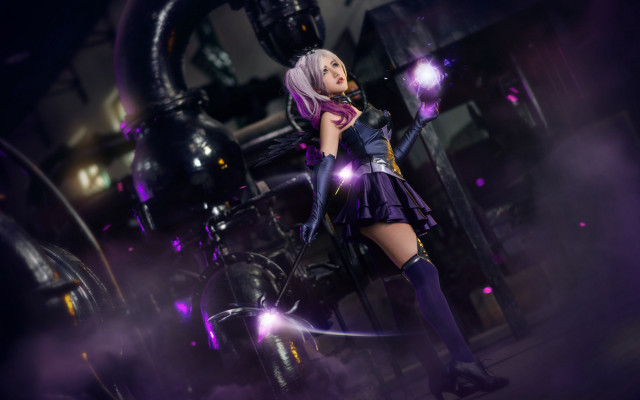 Woman purple outfit machine room free wallpaper for desktop - medium preview image