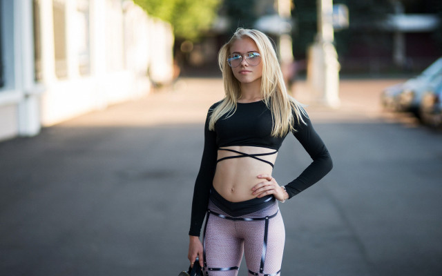 Elina karimova cyberpunk portrait blurry free wallpaper for desktop - medium preview image