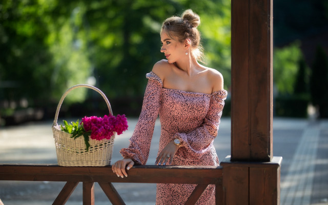 Pink dress woman basket flower free wallpaper for desktop - medium preview image