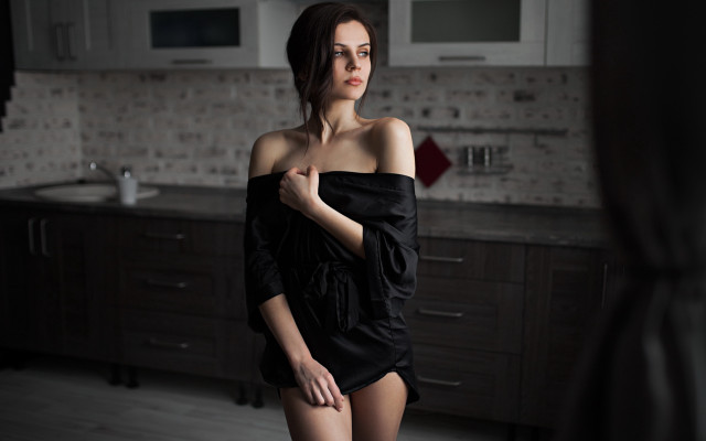 Woman black dress kitchen portrait free wallpaper for desktop - medium preview image