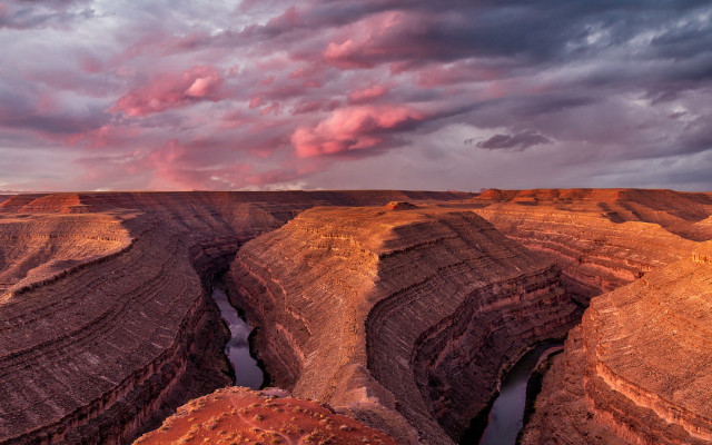 River canyon cloudy sunset purple free wallpaper for desktop - medium preview image