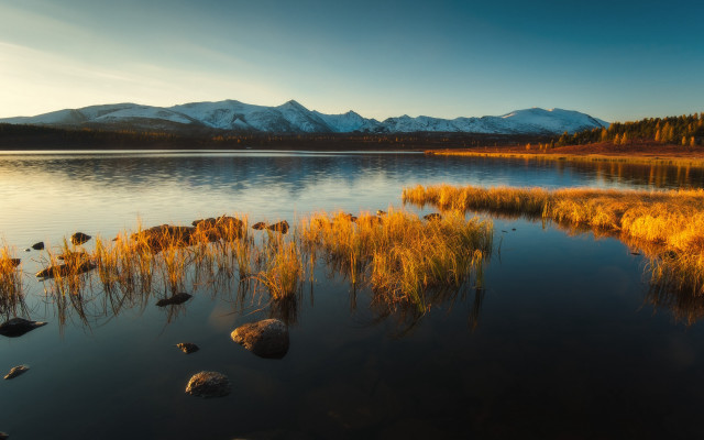 Lake grass mountains sunset fire free wallpaper for desktop - medium preview image