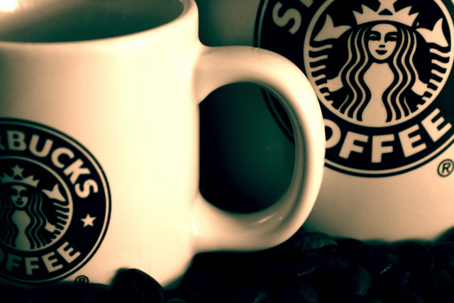 Starbucks coffee mugs coffee beans free wallpaper for desktop - medium preview image