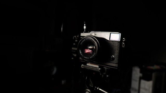 Camera flashroom darkbuilding light leica free wallpaper for desktop - medium preview image