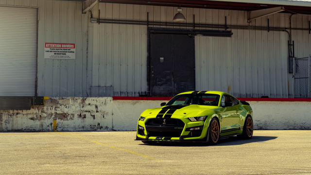 Yellow car red stripe cobra free wallpaper for desktop - medium preview image