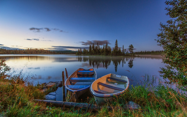 Lake shore boats sunset nature free wallpaper for desktop - medium preview image