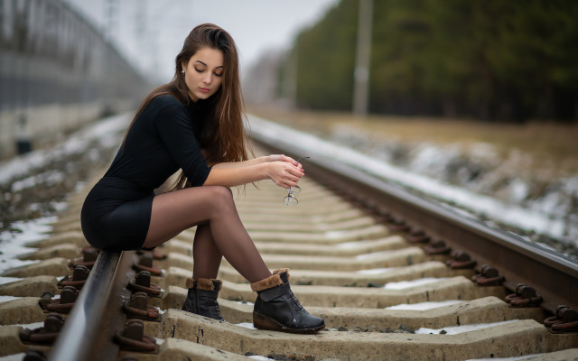 Train track woman jewelry portrait #2 free wallpaper for desktop - medium preview image