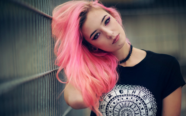 Pink haired woman fence portrait free wallpaper for desktop - medium preview image