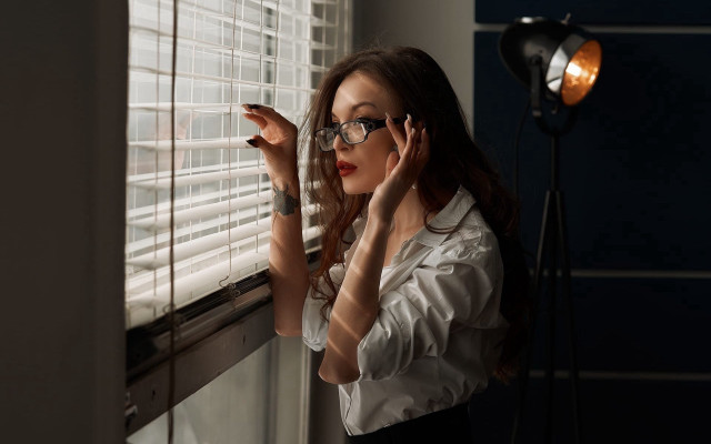 Elina karimova glasses window blinds free wallpaper for desktop - medium preview image