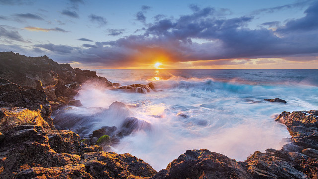 Sunset rocky beach waves ocean free wallpaper for desktop - medium preview image
