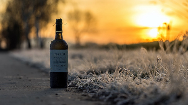 Wine sunset frosty field anamorphic free wallpaper for desktop - medium preview image