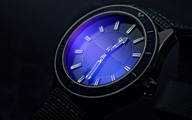 Blue watch retrofuturism gear clock free wallpaper for desktop - medium preview image