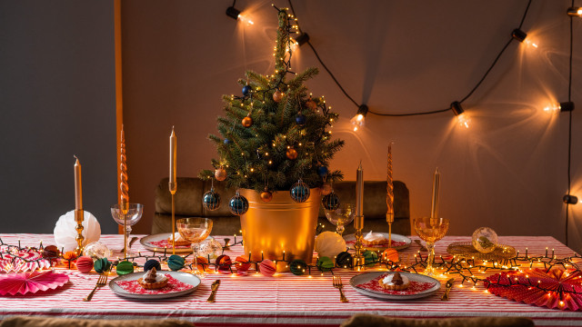 Christmas table decorations food baroque free wallpaper for desktop - medium preview image