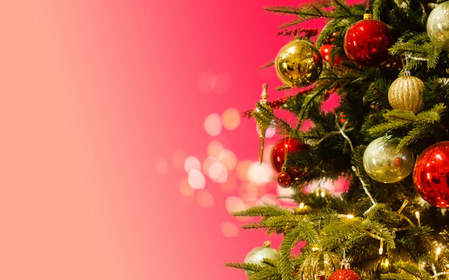 Christmas tree pink background ornaments free wallpaper for desktop - medium preview image
